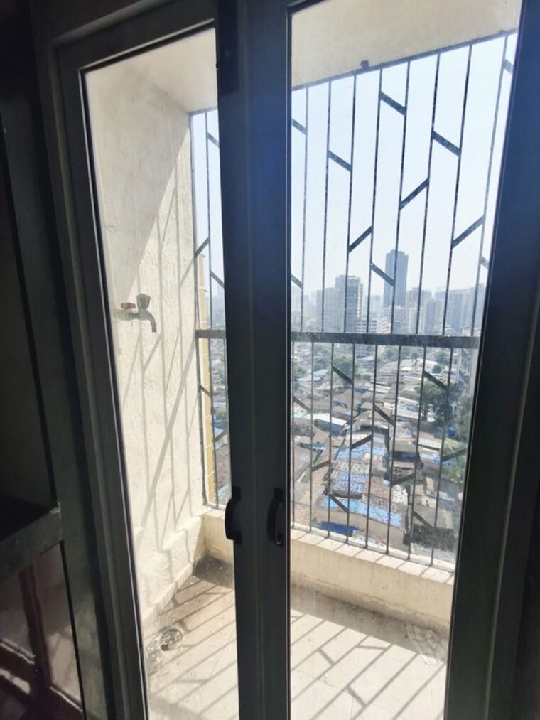 Balcony, marathon-neo-hills 1 Bedroom 350 Sq.Ft. Apartment In Tembhipada Mumbai 10762367