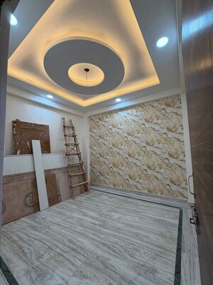 Bedroom in 3 BHK Builder Floor at Shalimar Garden – for Sale