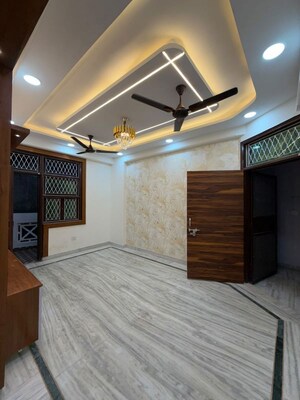 Bedroom in 3 BHK Builder Floor at Shalimar Garden – for Sale