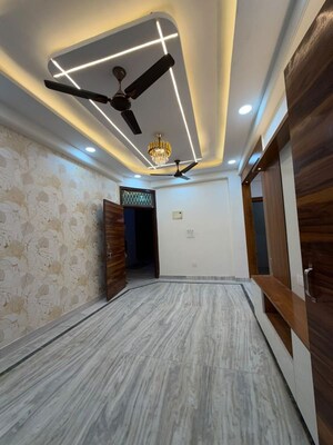 3 BHK Builder Floor For Sale in Shalimar Garden