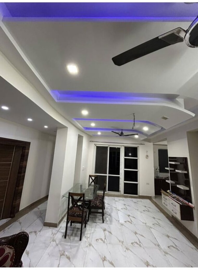 Room, noida extension 3 Bedroom 1585 Sq.Ft. Apartment In Noida Extension Greater Noida 10762400
