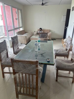 Team Area in 3 BHK Apartment at Omaxe The Palace, Gomti Nagar – for Rent