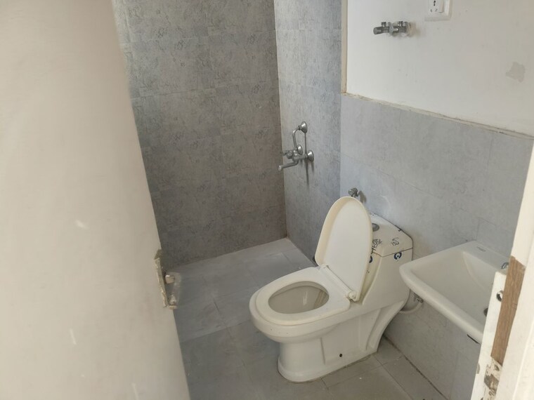 Bathroom, signature-global-golf-greens 2 Bedroom 635 Sq.Ft. Apartment In Sector 79 Gurgaon 10762419