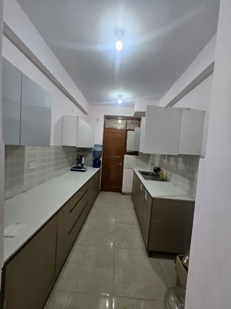 Kitchen, bptp-park-elite-floors-sector-88 3 Bedroom 250 Sq.Yd. Builder Floor In Sector 88 Faridabad 10762449