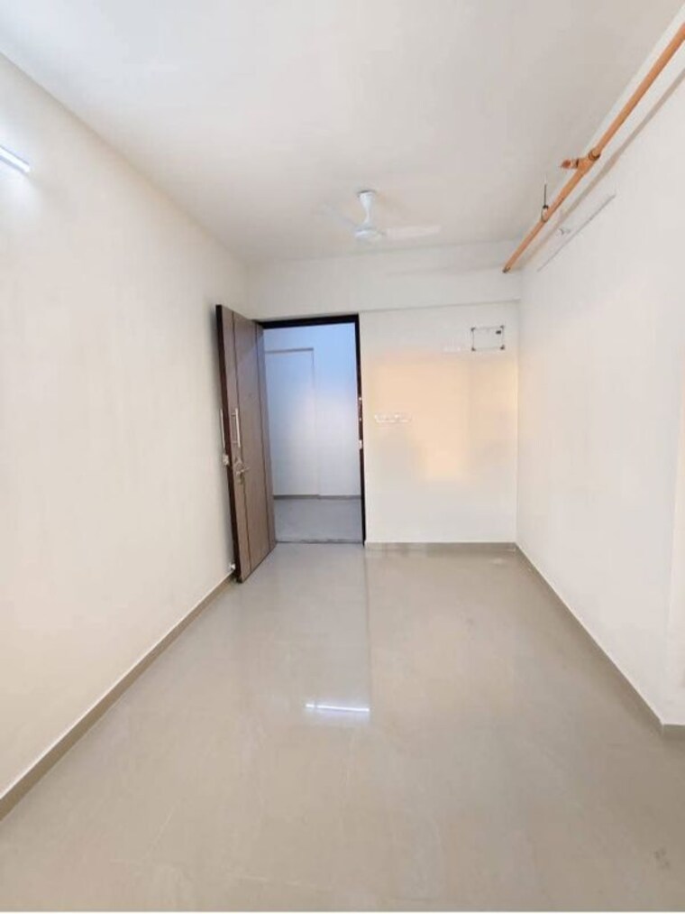 Room, satellite-garden 1 Bedroom 450 Sq.Ft. Apartment In Goregaon East Mumbai 10762463
