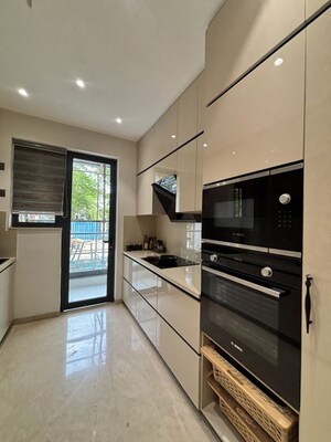 2 BHK Apartment For Rent in MI Regal Court, Gomti Nagar