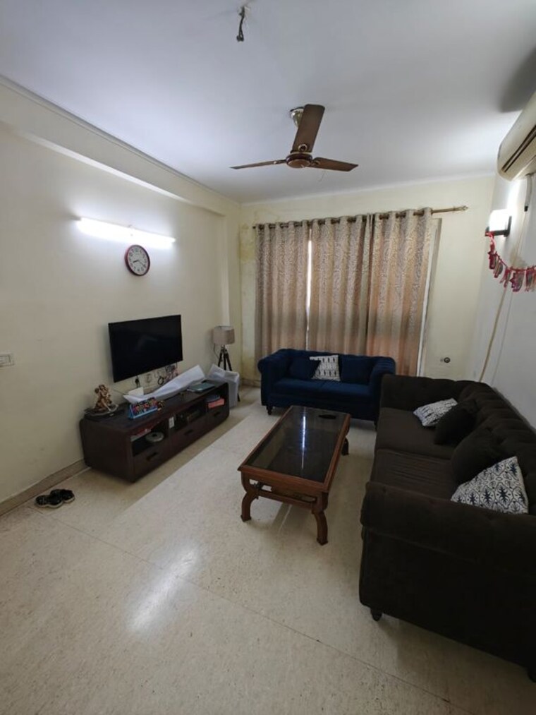 Living Room, ardee-city-palm-grove-heights 3 Bedroom 1850 Sq.Ft. Apartment In Sector 52 Gurgaon 10762473