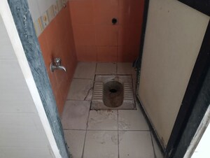 Bathroom in 1 BHK Apartment at Sector 5 Ghansoli – for Rent
