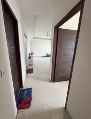 2 BHK Apartment – Entrance View at Mahagun Meadows, Sector 150 - for Rent