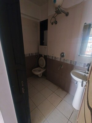 Bathroom in 2 BHK Apartment at Highland Tower, Lokhandwala – for Rent