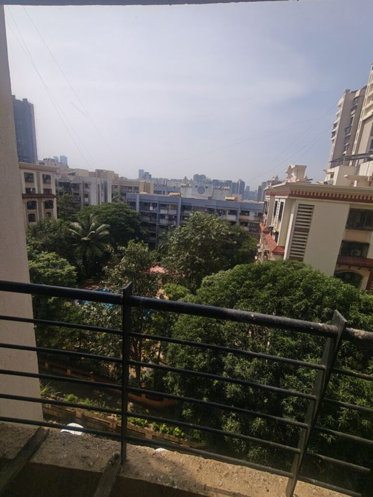 Exterior View, highland-tower 2 Bedroom 1000 Sq.Ft. Apartment In Lokhandwala Mumbai 10762536