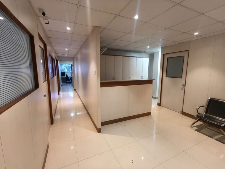 Team Area, kacheripady Commercial Office Space 2200 Sq.Ft. In Kacheripady Kochi 10762528