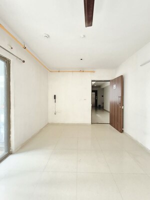 Room in 1 BHK Apartment at Runwal My City Phase II Cluster 05, Dombivli East – for Rent