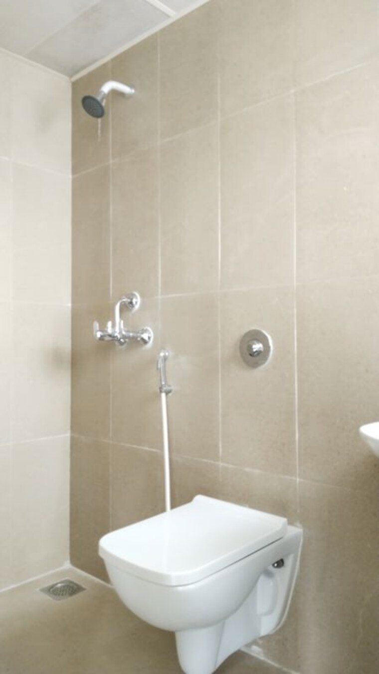 Bathroom, runwal-my-city-phase-ii-cluster-05 2 Bedroom 570 Sq.Ft. Apartment In Dombivli East Thane 10762546