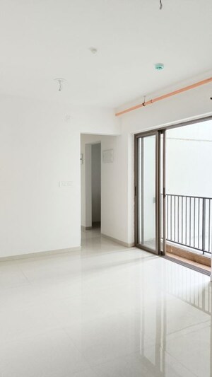 Room in 2 BHK Apartment at Runwal My City Phase II Cluster 05, Dombivli East – for Rent