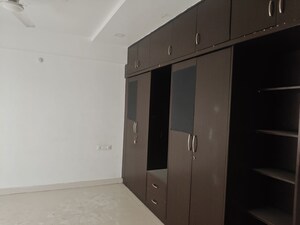 Room in 3 BHK Apartment at Sai Nagar – for Rent