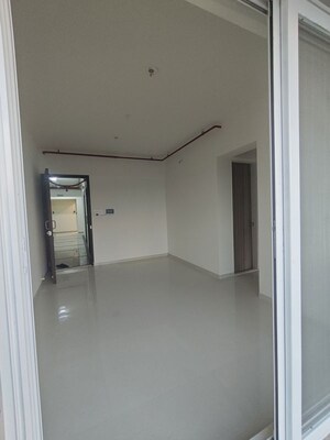 Room in 1 BHK Apartment at Ashar Arize, Kalwa – for Rent