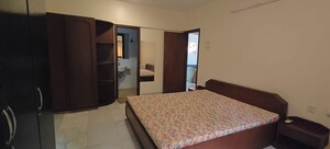 Bedroom in 4 BHK Apartment at Madhukunj Apartment Prabhadevi, Prabhadevi – for Rent