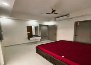Bedroom in 3 BHK Apartment at Gomti Nagar – for Rent