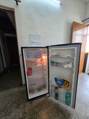 Furnished Amenities in 1 BHK Apartment at Arawali Apartments, Sector 52 – for Rent