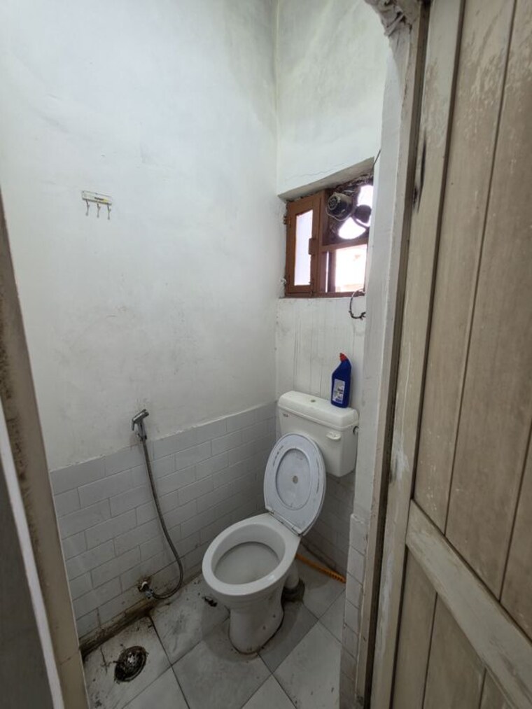 Bathroom, arawali-apartments 1 Bedroom 600 Sq.Ft. Apartment In Sector 52 Noida 10762612