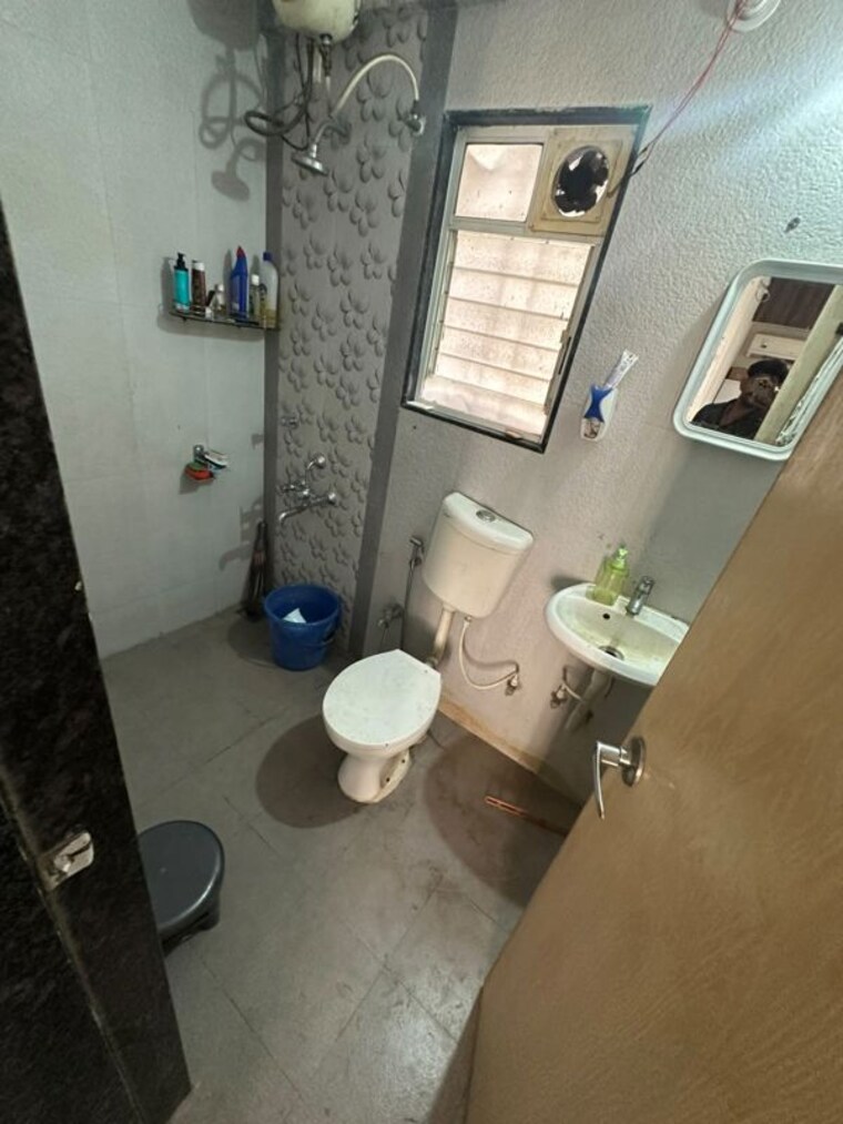 Bathroom, dhankawade-pokale-tamarind-park 2 Bedroom 850 Sq.Ft. Apartment In Dhayari Pune 10762680
