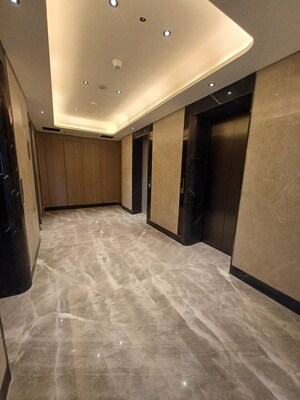   Office Space at Lodha Complex Lower Parel, Lower Parel – for Rent