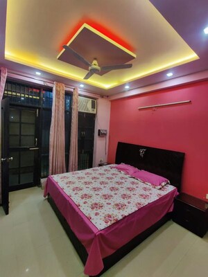Bedroom in 3 BHK Builder Floor at Omaxe Silver Birch, North Mullanpur – for Rent