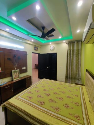 Bedroom in 3 BHK Builder Floor at Omaxe Silver Birch, North Mullanpur – for Rent