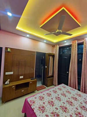 Bedroom in 3 BHK Builder Floor at Omaxe Silver Birch, North Mullanpur – for Rent