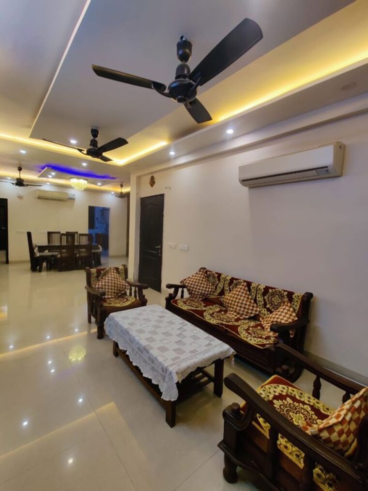 Living Room, omaxe-silver-birch 3 Bedroom 1640 Sq.Ft. Builder Floor In North Mullanpur Chandigarh 10762674