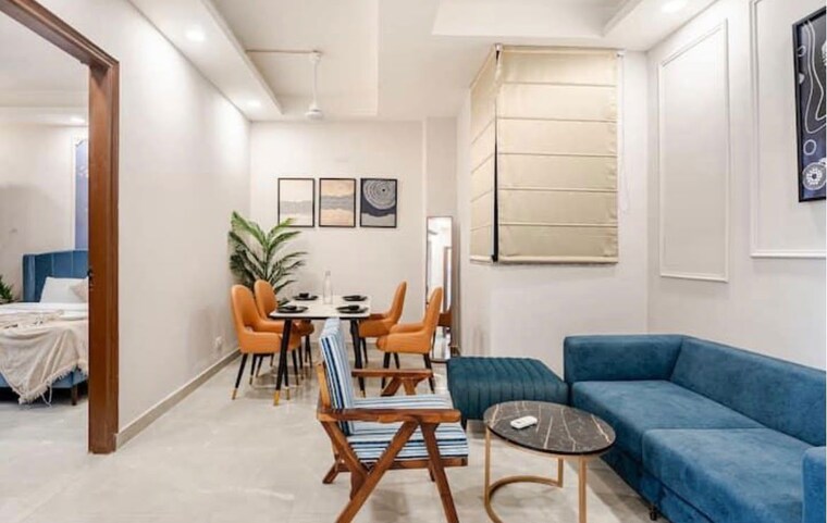 Living Room, dlf-green-avenue 4 Bedroom 3000 Sq.Ft. Builder Floor In Dlf Phase iv Gurgaon 10762681