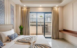 Bedroom in 4 BHK Builder Floor at DLF Green Avenue, Dlf Phase iv – for Rent