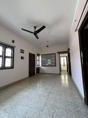 Room in 2 BHK Independent House at Padmanabha Nagar – for Rent