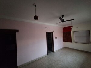 Room in 2 BHK Independent House at Padmanabha Nagar – for Rent