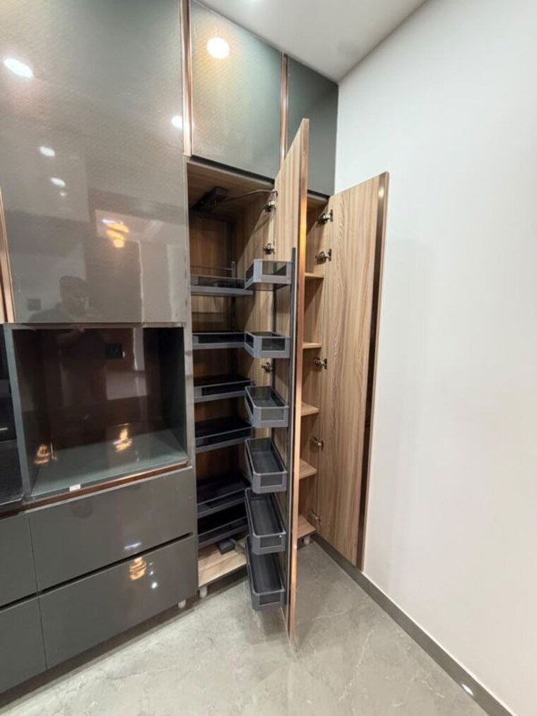 Kitchen, sector 57 3 Bedroom 250 Sq.Yd. Builder Floor In Sector 57 Gurgaon 10762725