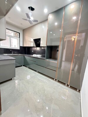 Kitchen in 3 BHK Builder Floor at Sector 57 – for Rent