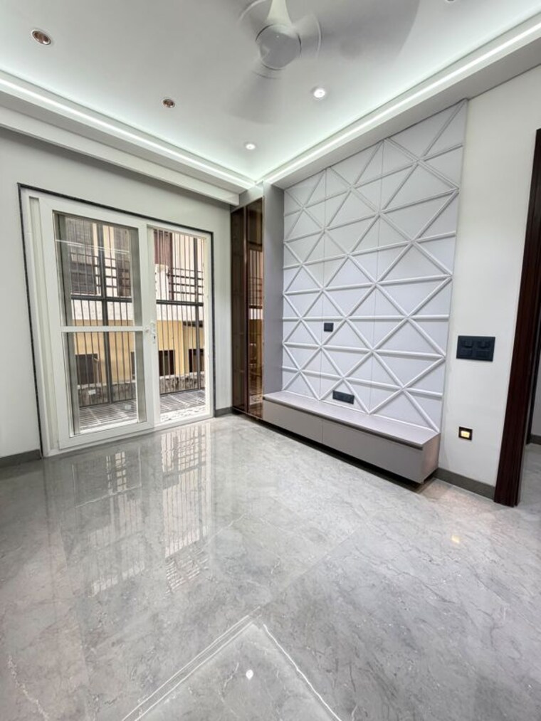 Room, sector 57 3 Bedroom 250 Sq.Yd. Builder Floor In Sector 57 Gurgaon 10762725