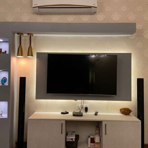 Furnished Amenities in 4 BHK Apartment at Sector 65 – for Sale