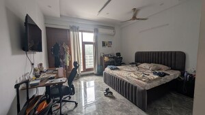 Bedroom in 3 BHK Builder Floor at Sector 50 – for Rent
