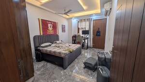 Bedroom in 3 BHK Builder Floor at Sector 50 – for Rent