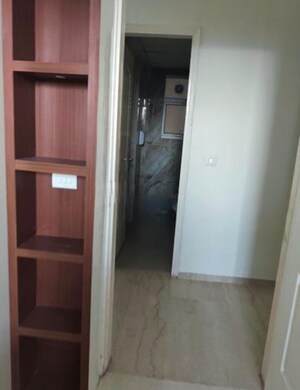 Team Area in 3 BHK Apartment at Omaxe The Palace, Gomti Nagar – for Rent