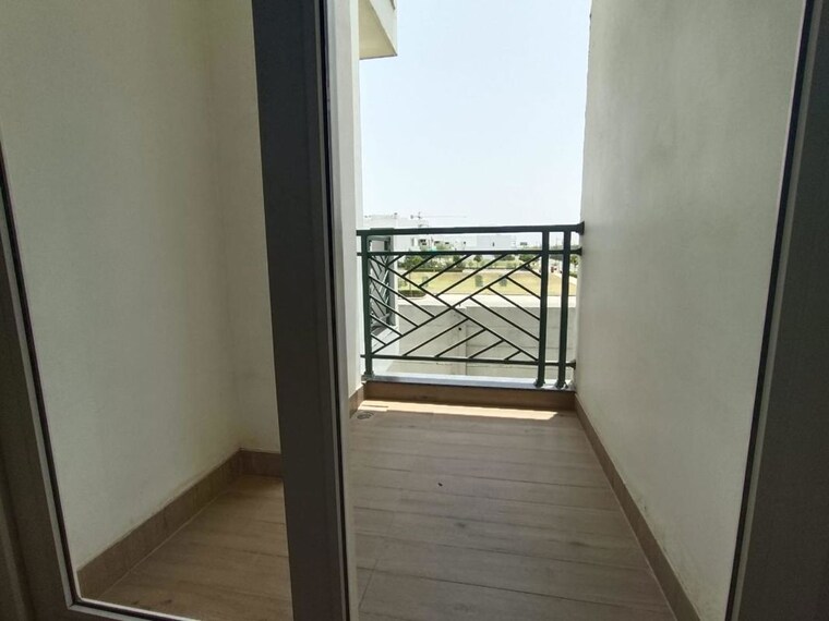 Room, central-park-flower-valley 2.5 Bedroom 1350 Sq.Ft. Apartment In Sohna Sector 33 Gurgaon 10762778