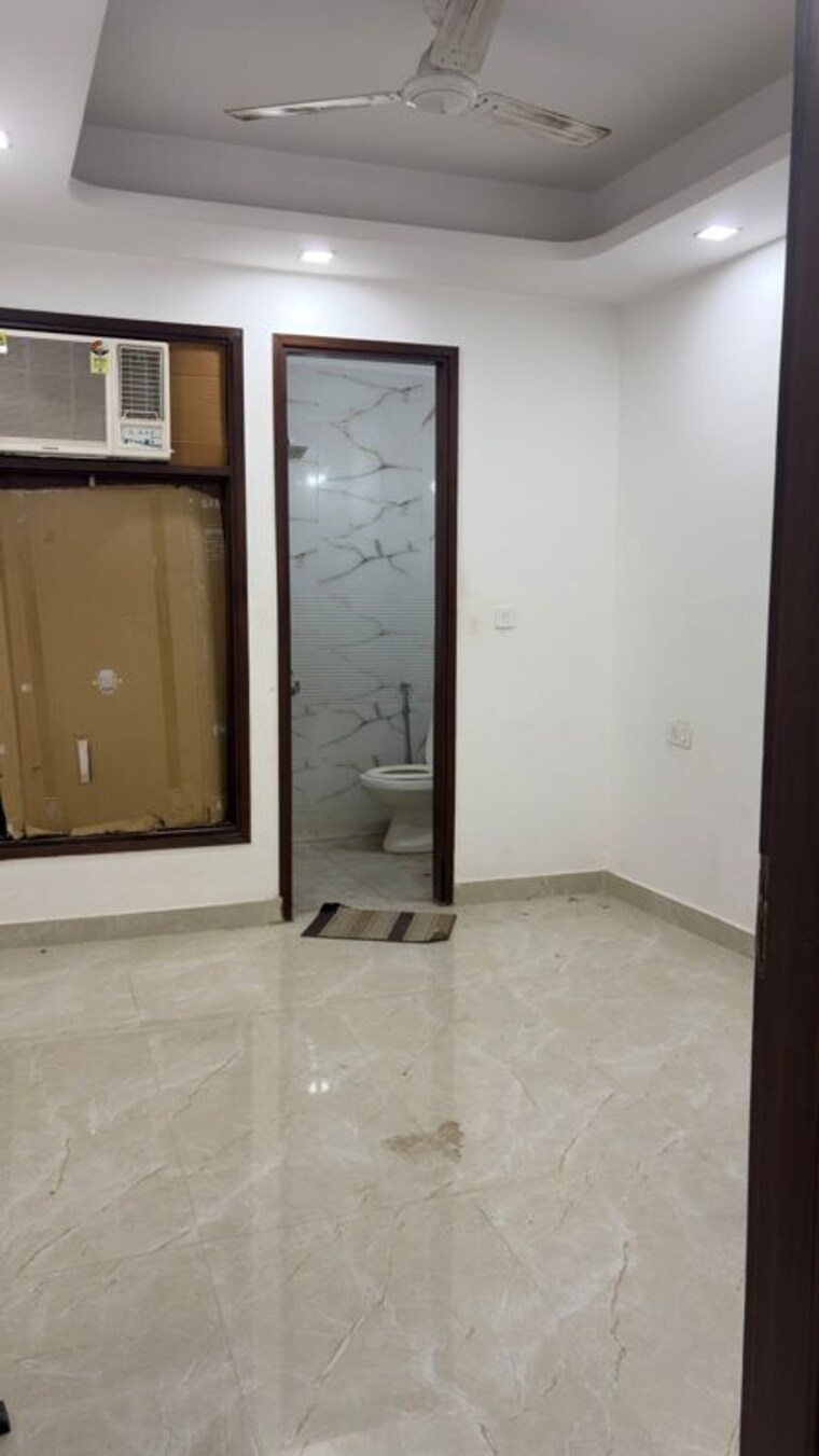 Room, saket 2 Bedroom 900 Sq.Ft. Independent House In Saket Delhi 10762783
