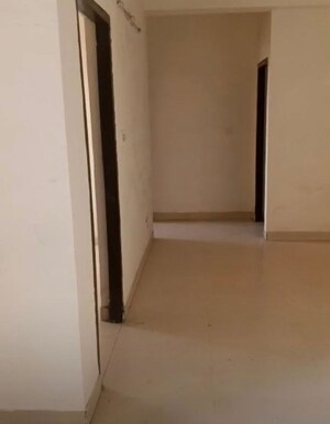 Room in 3.5 BHK Apartment at Techman Moti Residency Phase II, Raj Nagar Extension – for Sale