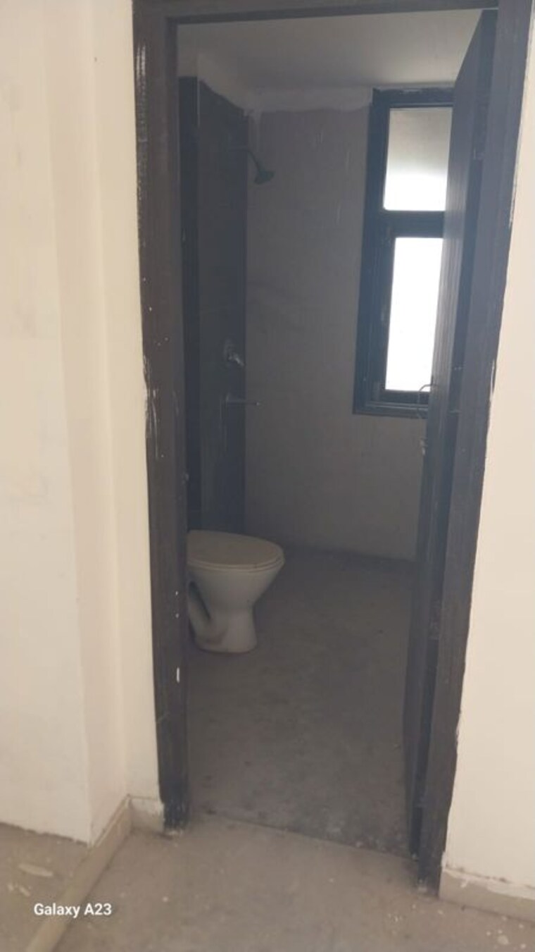 Bathroom, techman-moti-residency-phase-ii 3.5 Bedroom 1800 Sq.Ft. Apartment In Raj Nagar Extension Ghaziabad 10762817