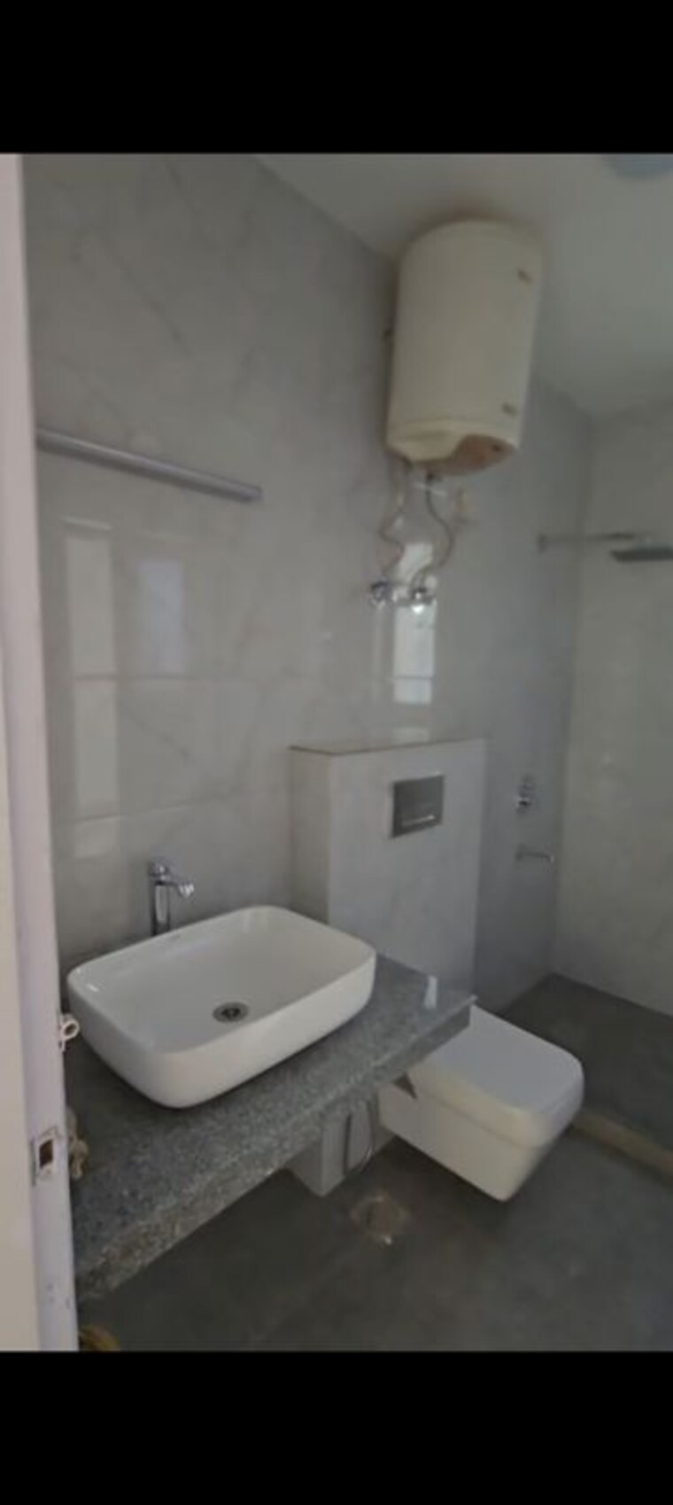 Bathroom, pioneer-park-phase-1 3 Bedroom 1950 Sq.Ft. Apartment In Sector 61 Gurgaon 10762849