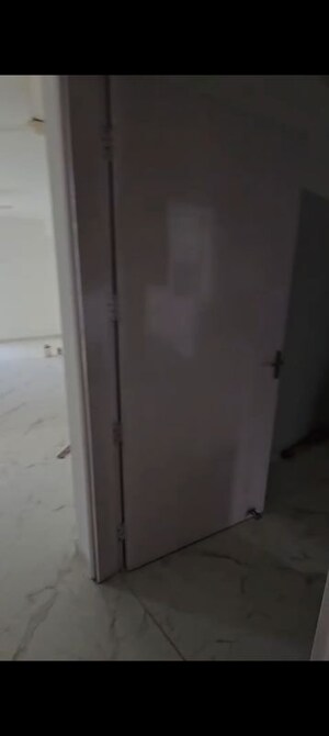 Building Lobby in 3 BHK Apartment at Pioneer Park Phase 1, Sector 61 – for Sale