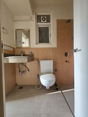 Bathroom in 4 BHK Apartment at Emaar Emerald Floors Premier, Sector 65 – for Rent
