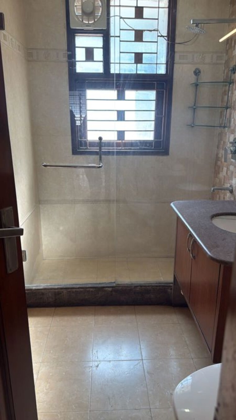 Kitchen, palam-vihar-residents-association 3 Bedroom 4500 Sq.Ft. Builder Floor In Palam Vihar Gurgaon 10762850